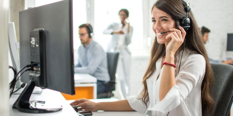 Customer Support integrates AI to provide instant guidance for common inquiries